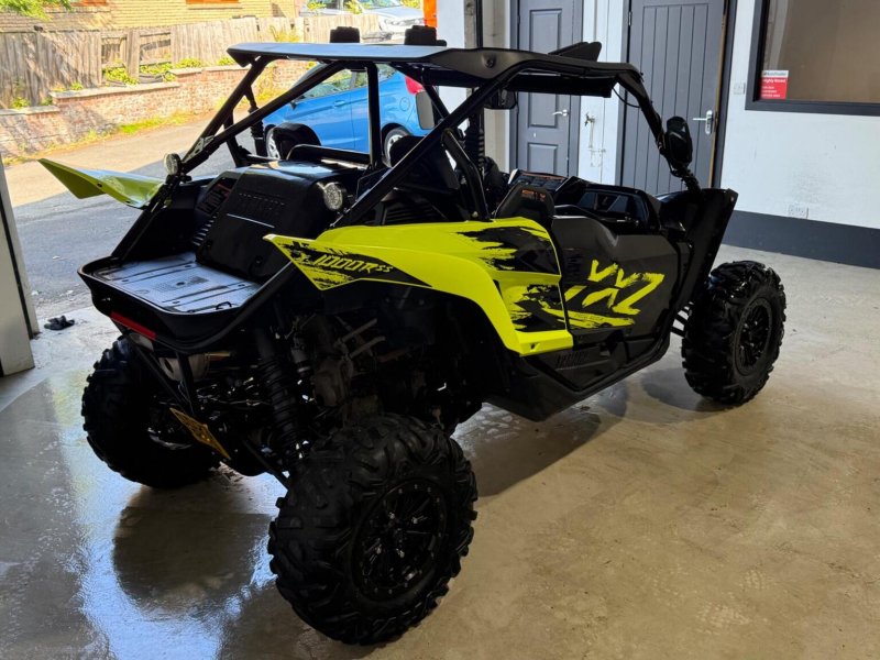 YAMAHA 
