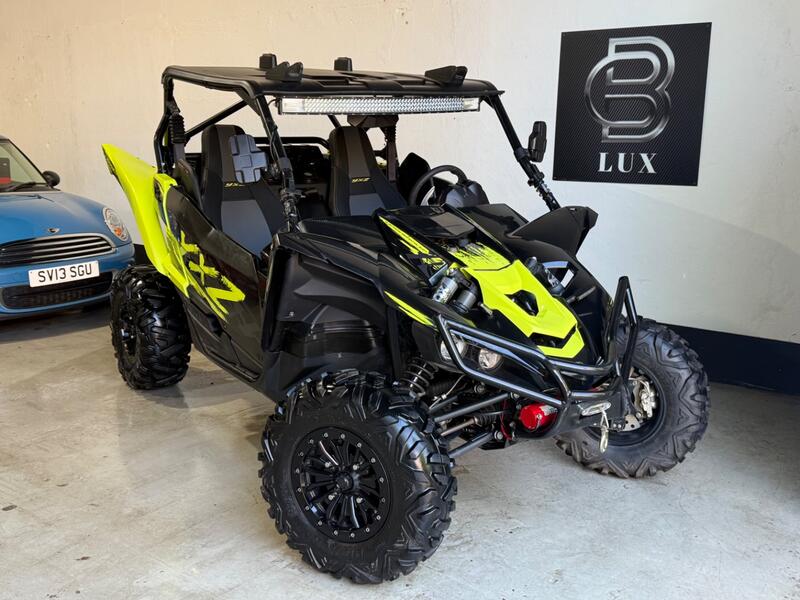 YAMAHA  